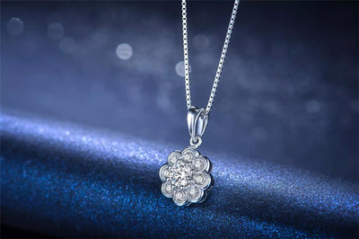 佐卡伊珠寶白18k金繾綣系列結(jié)婚定制鉆石吊墜_珠寶圖片-珠寶產(chǎn)品-金投珠寶-金投網(wǎng)