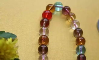 30歲以后千萬別再穿戴這十種珠寶首飾了 否則你只會出丑